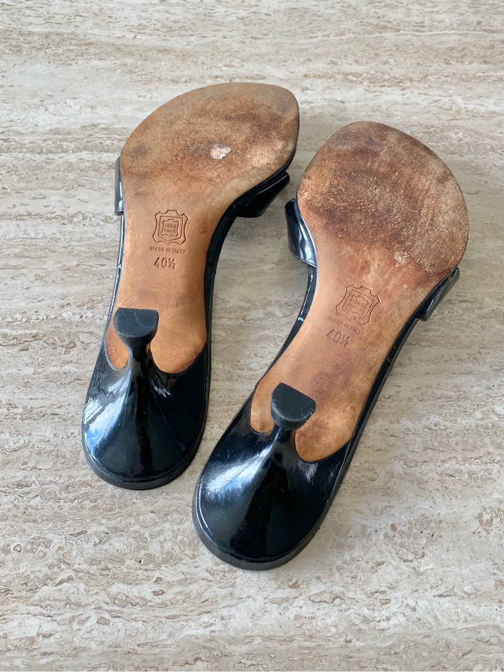 Vintage Manolo Blahnik Thong Sandal Heels - Picture 10 of 11